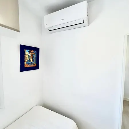 Apartamento De Playa Reformado Rincón de la Victoria